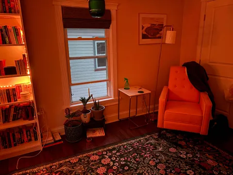 Cozy update: a new rug &amp; the other corner!