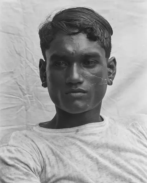 These 1926 portraits of Indians taken by German anthropologist Egon von Eickstedt during his travels which took him through India, Ceylon (modern-day Sri Lanka), and Burma