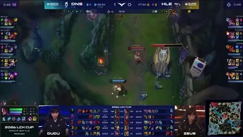 [HLE vs DNS] Delight forgets which team he plays for and betrays Zeus. Zeka gets outplayed by Herald.