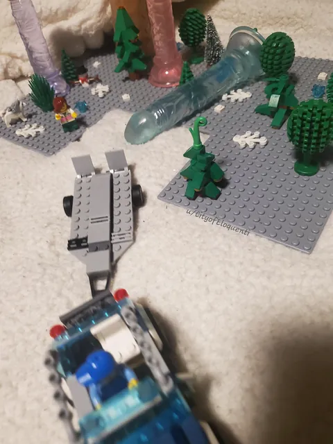 🎄 Picking the Perfect Tree 🎄(f)