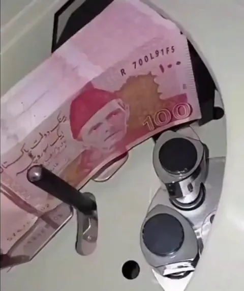 Inside look at a money-counting machine