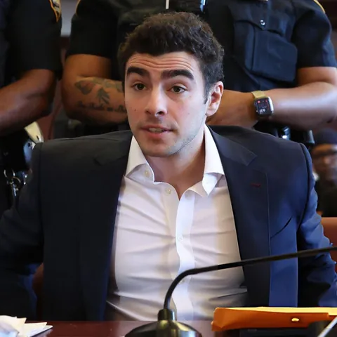 Luigi Mangione with his lawyer in NYC court, 12 December 2025