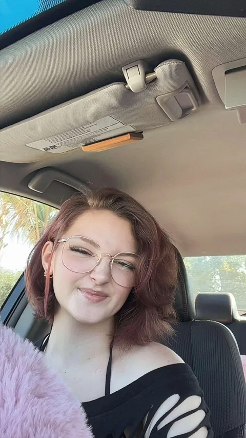 19f Roast and toast me 🥀