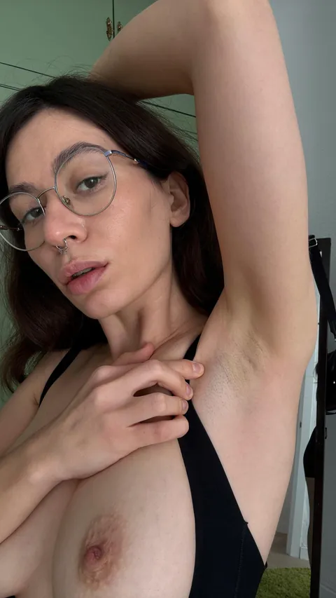 Say “ME” if you like my armpits, and I'll flood your inbox with 45 photos of them... (only the first 99)
