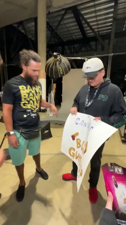 Professional wrestlers grant wish of Make-A-Wish recipient who survived cancer 