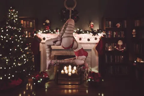 Christmas and bondage, a magical combination