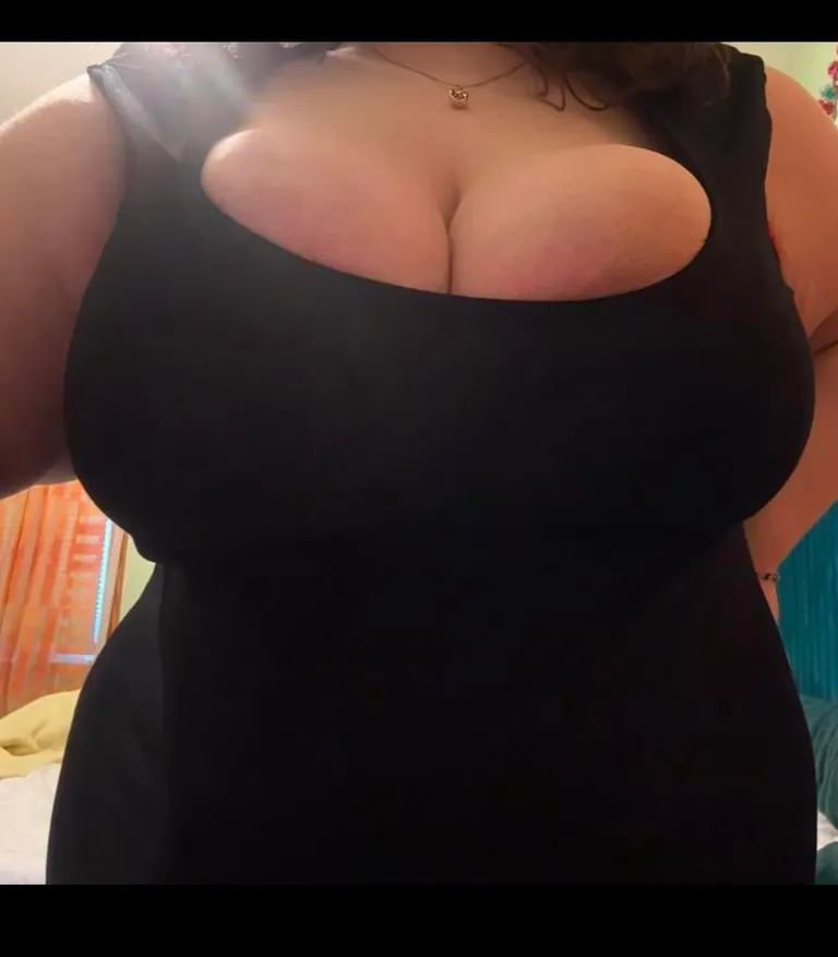 dear old navy, thank you for making this dress!