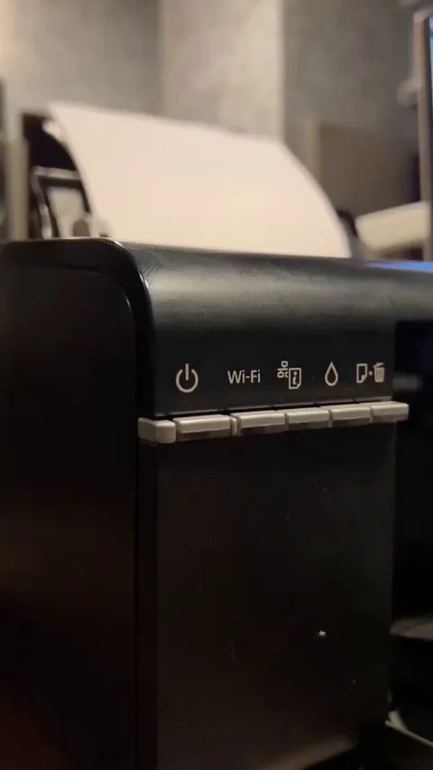 How to convert a low resolution, pixelated image into a high resolution picture 💫