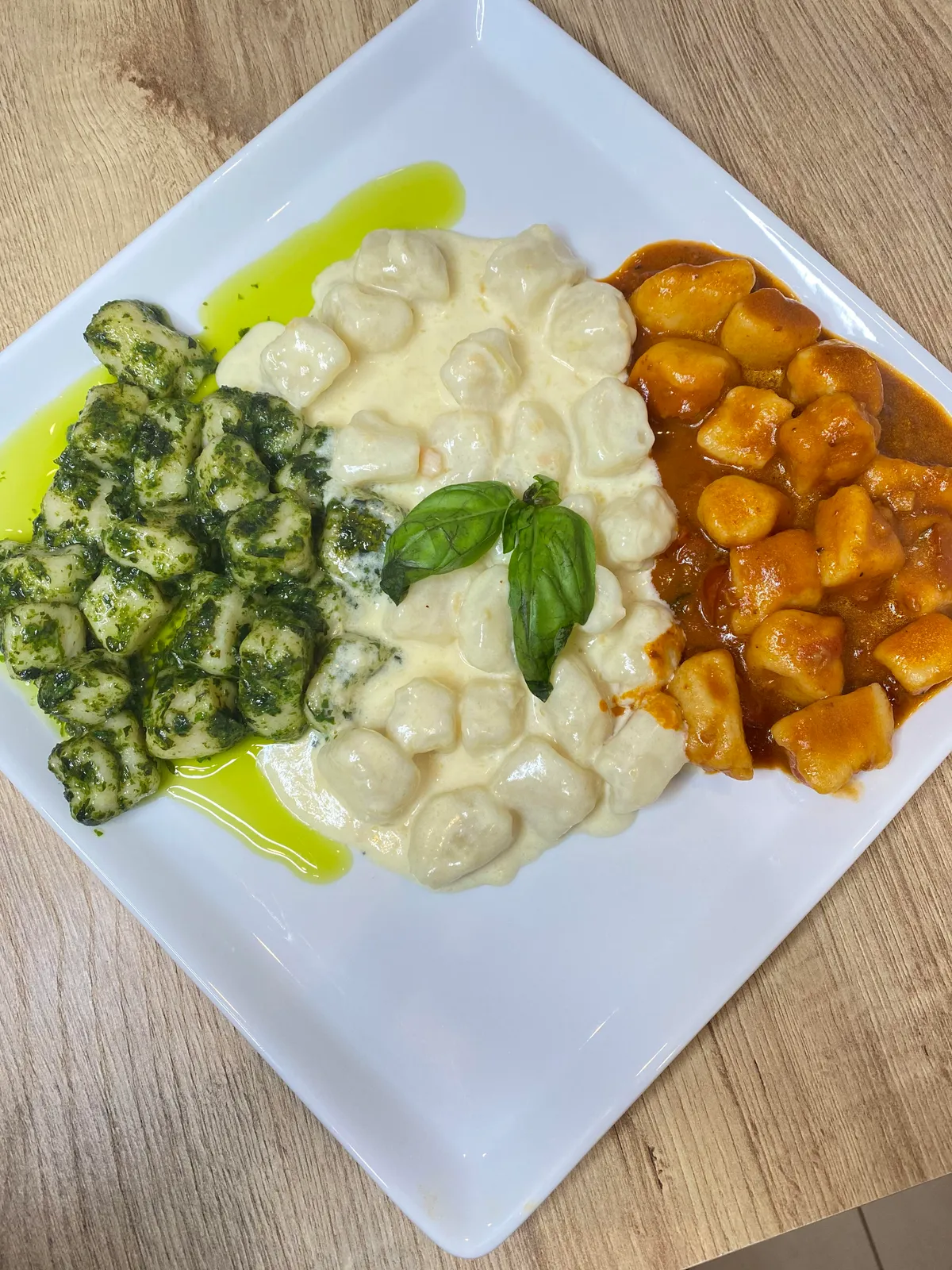 [HomeMade] 3 Sauce Gnocchi
