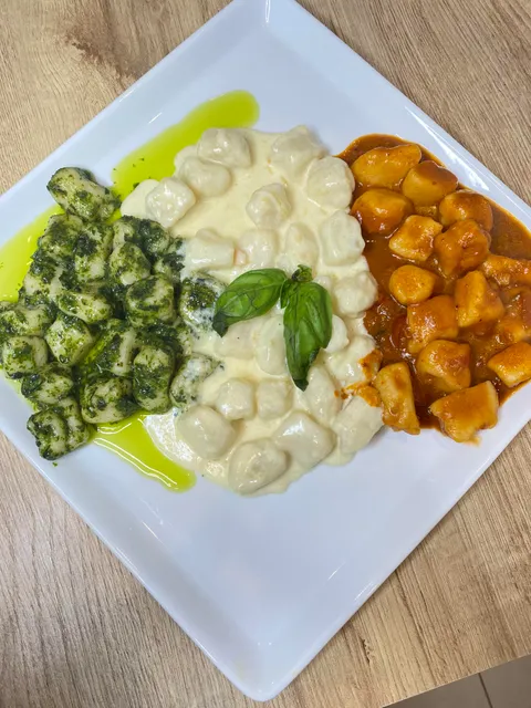 [HomeMade] 3 Sauce Gnocchi