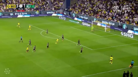 40 Year Old Ronaldo's Insane Bicycle Kick in Saudi Pro League