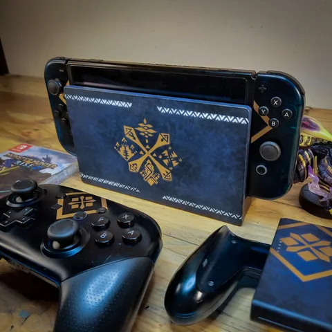 I painted my Switch Monster Hunter themed