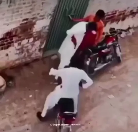 He has a gun but he has a Heart ❤️