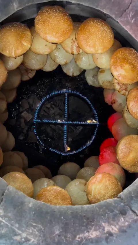 Delicious Crispy Samsa straight from the oven. 