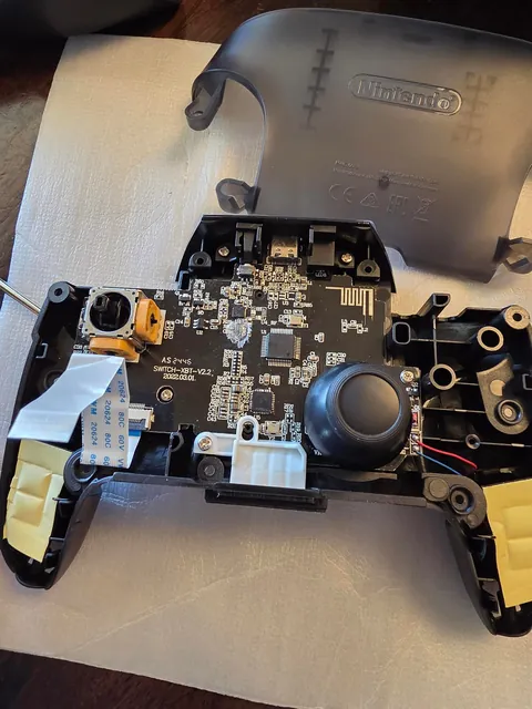 Received Counterfeit Pro Controller though Walmart.com (3rd party seller,  Fulfilled by Walmart)