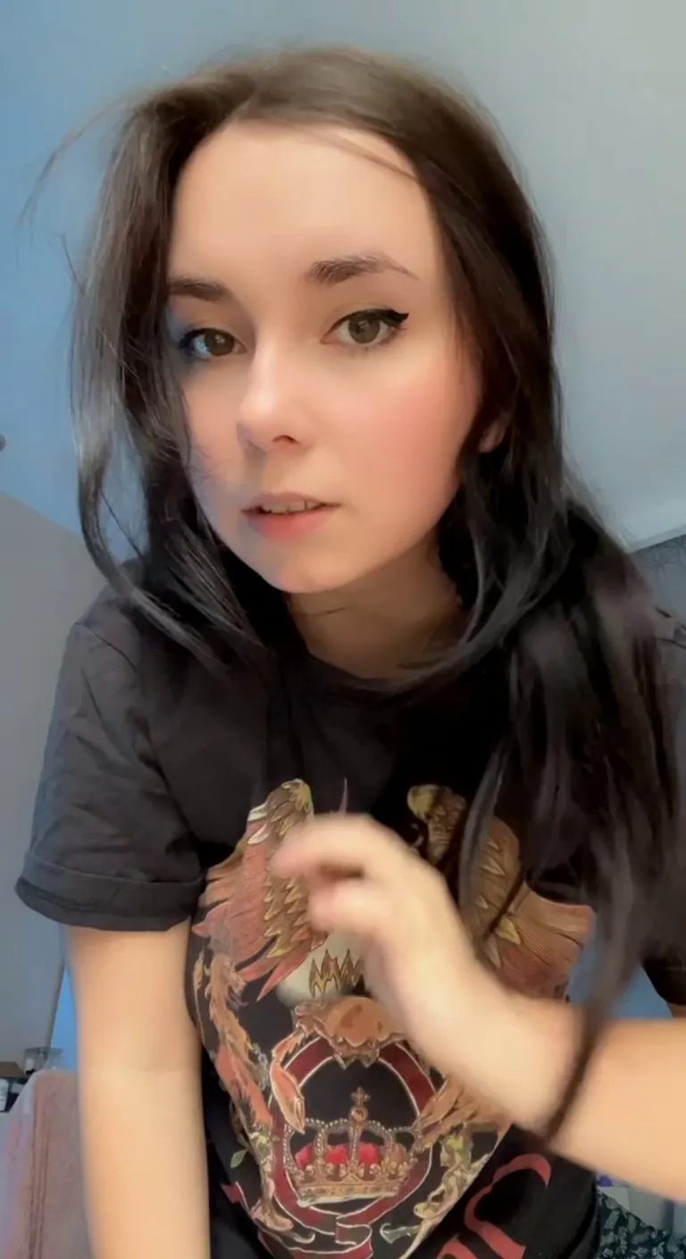 Can I sit on your face please? :3