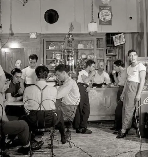 An Italian-American Cafe, Little Italy, New-York City, 1942