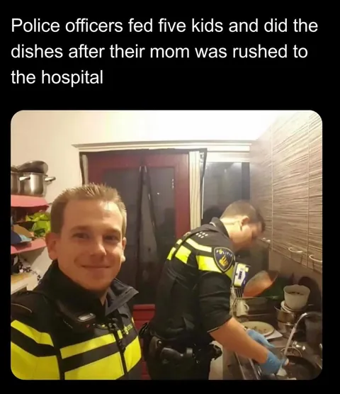 2 dutch cops who took care of the children while mom got rushed to the hospital