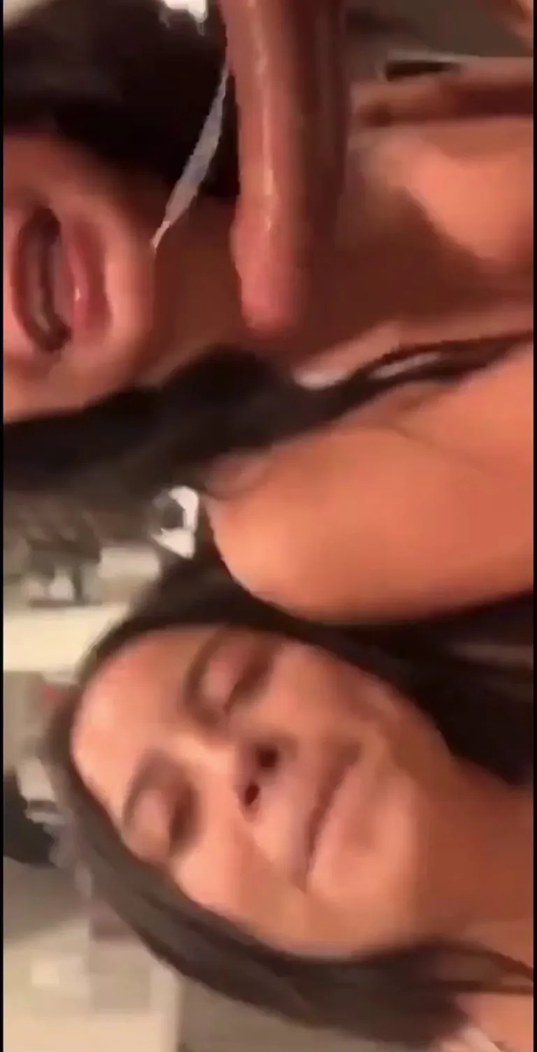 Best friends suck dick together