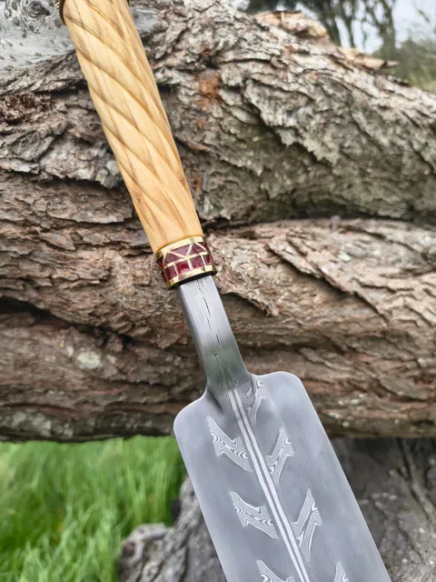 A silly little project I made a while ago, thought someone here might line the idea