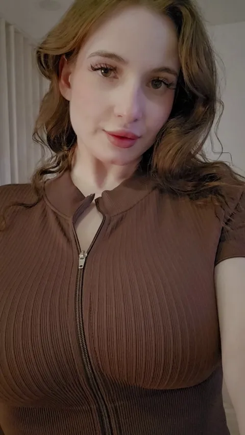 Jaw dropping tits [reveal]