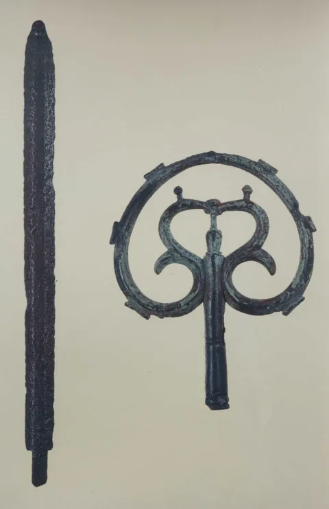 In 1907, Yoshitaro Shibasaki and his team climbed Mount Tsurugi, once thought to be Japan’s last unclimbed mountain. At the summit, they discovered a metal cane decoration and a sword, later found to have been left there over 1,000 years earlier