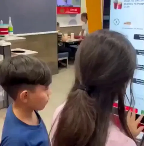 Bitcoin transaction at McDonald's in San Salvador