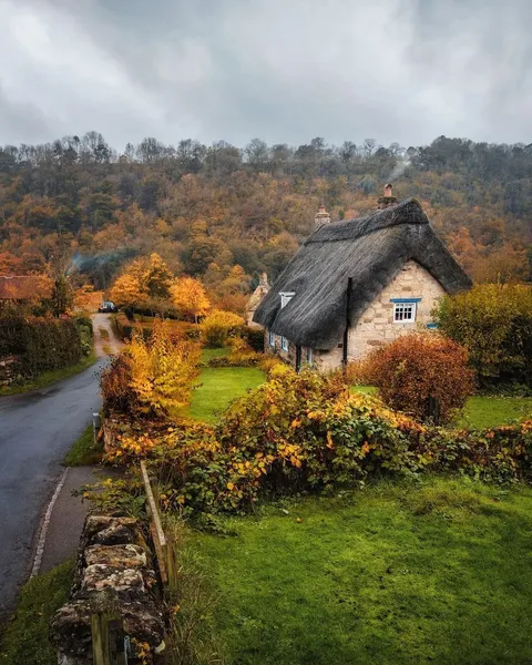 This fantastically cosy &amp; quaint 17th century cottage in Rievaulx, England.