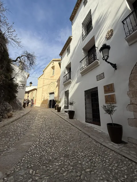 Visit to Spain: 2 weeks Alicante/Murcia/Barcelona