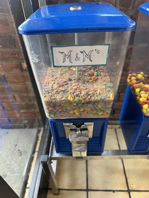 The M&amp;M’s in this vending machine have turned to dust