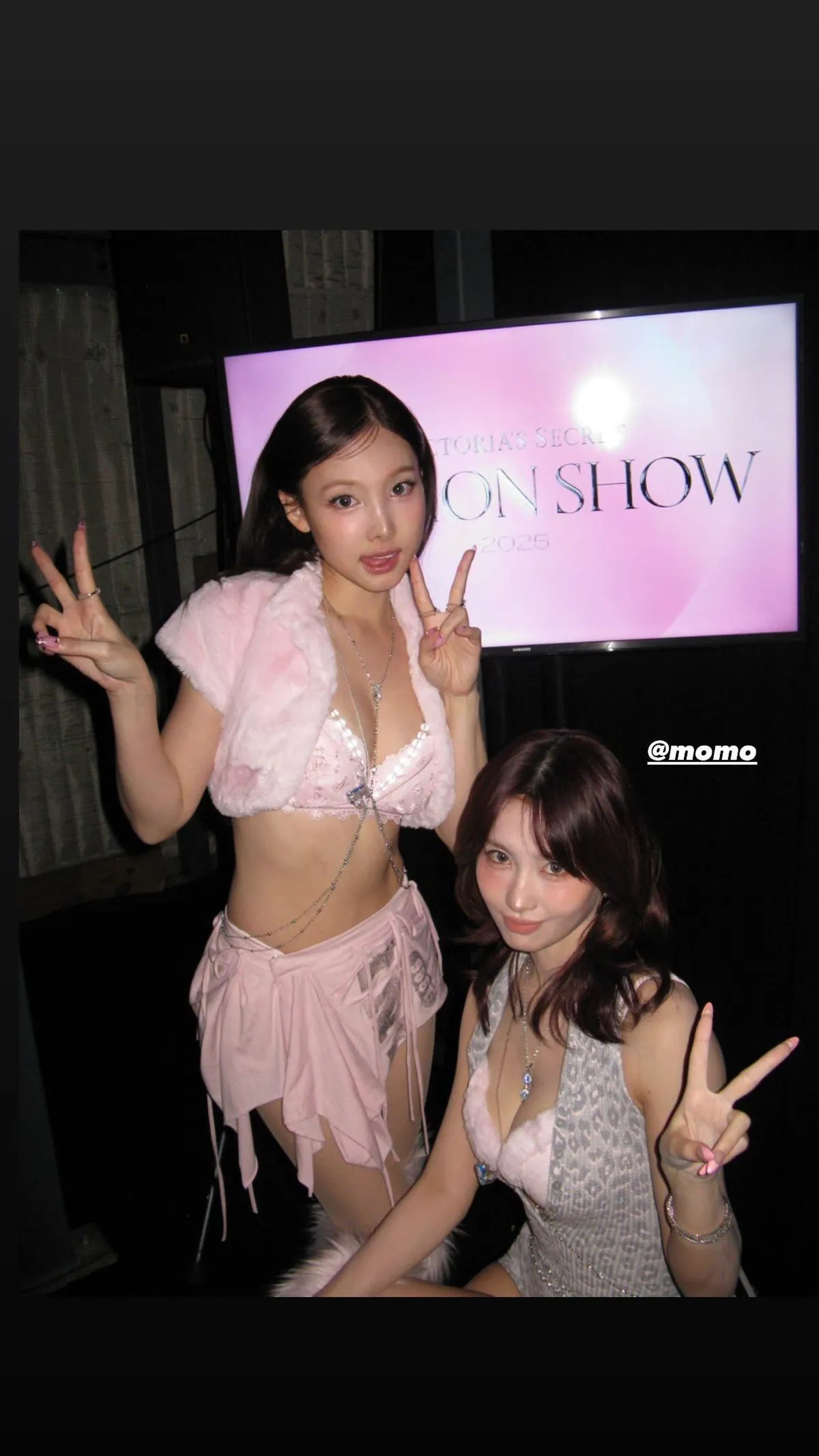 TWICE - Nayeon ft. Momo