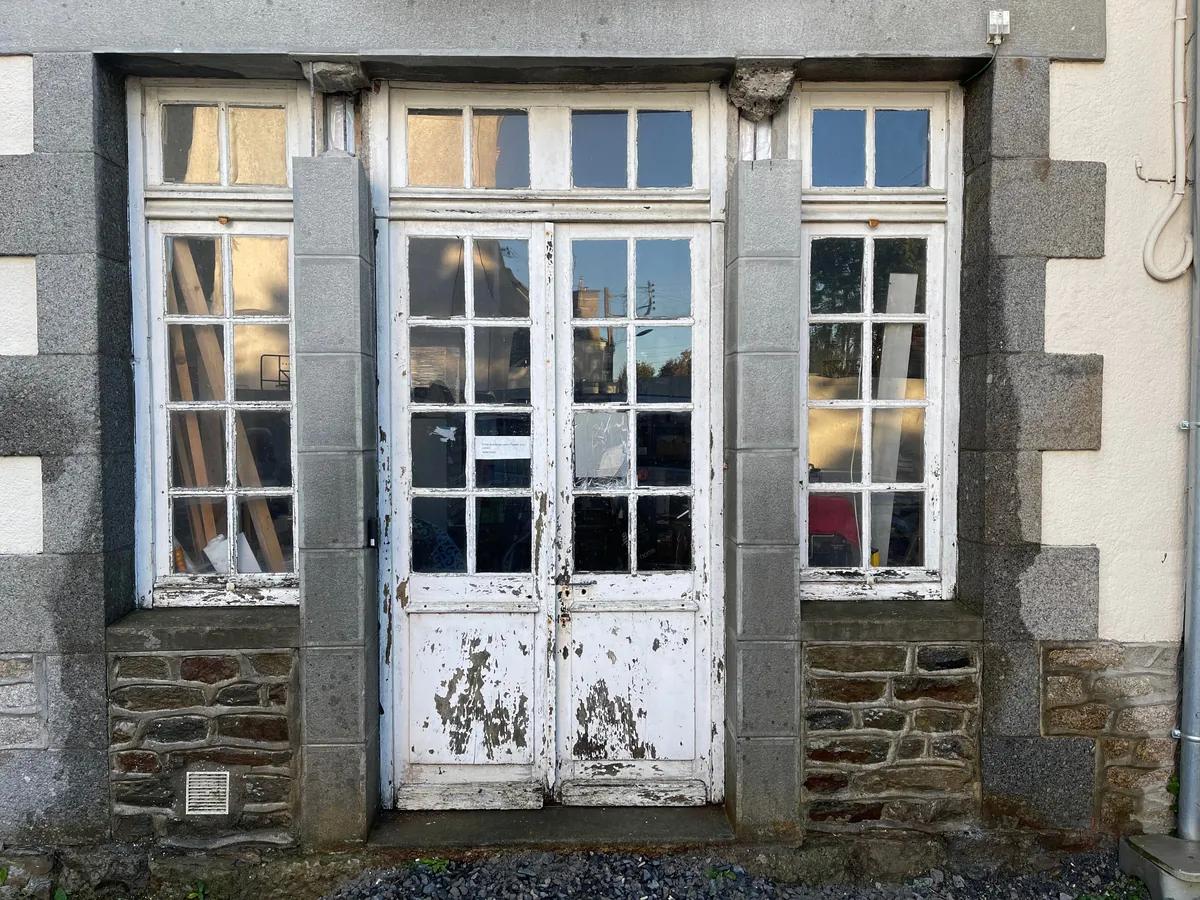 Wanted French doors and a beautiful deck, so I gave myself a task. Results after many, many weekends. 