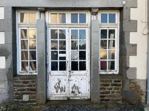 Wanted French doors and a beautiful deck, so I gave myself a task. Results after many, many weekends. 