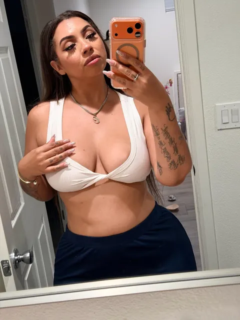 Be honest, would you ever consider a Latina Milf hot? 33F