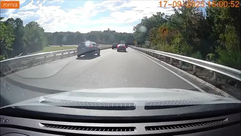 [OC] Zipper merging is an idiots specialty