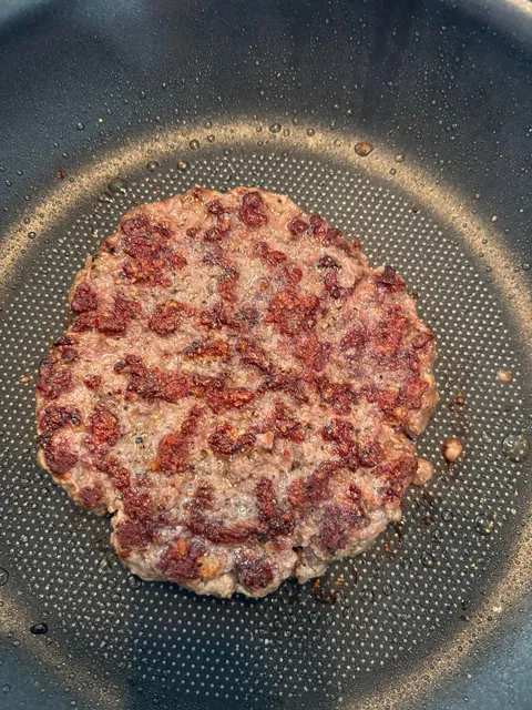 [homemade] just a burger