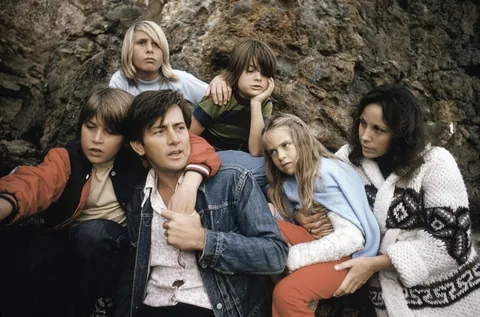 Martin Sheen with his wife Janet &amp; children Ramon, Emilio, Charlie, &amp; Renee in 1974