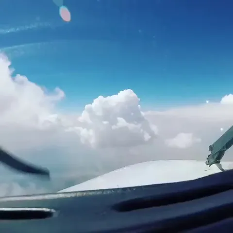 Plane hits cloud in icing condition 