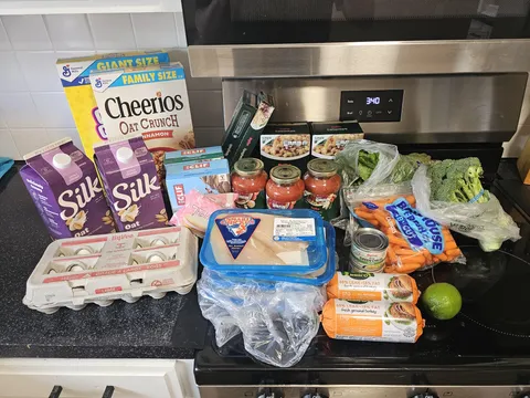 $100 of Groceries USA today