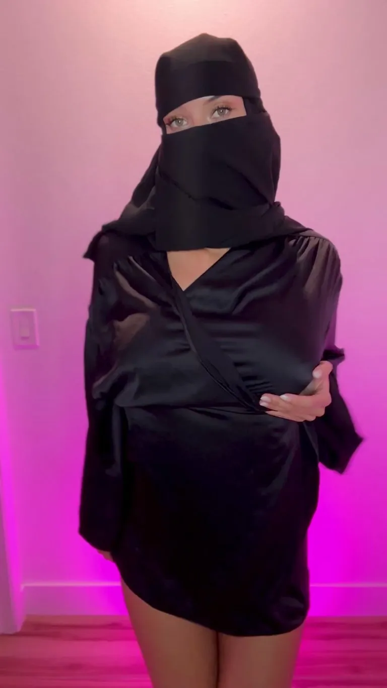 I hope fucking a hijab girl makes you feel more masculine