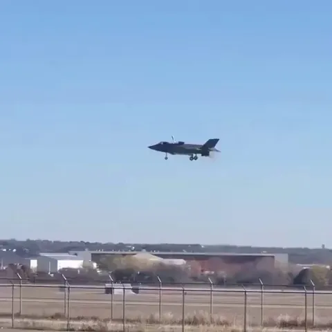 Failed vertical landing of F-35B