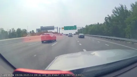 [OC] Idiot Brakes to Switch Lanes on Freeway