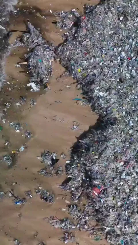 Bali's community responded and removed 70 tons of plastic from Jimbaran beach, cleaning one of the worst trash situations ever.