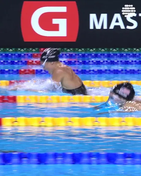 18 year-old Canadian Summer McIntosh win gold in the Women’s 200m Medley Final in 2:06.69 at World Aquatics Championships