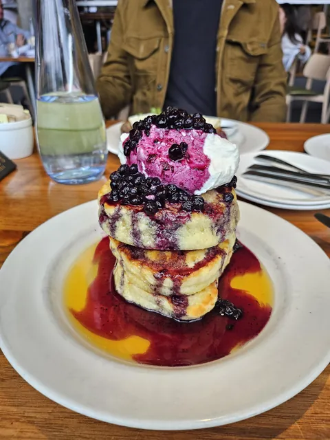 [I ate] blueberry pancakes