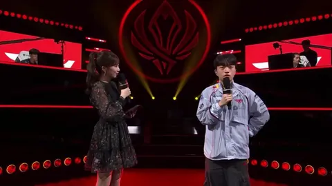 Keria: Back then, I wanted to become the greatest support of all time. Now, I think I can confidently say that I’ve become the greatest support of all time.