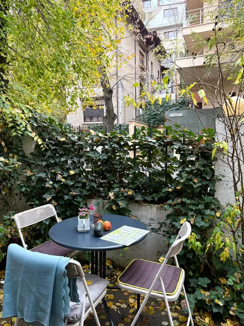 Some sloppy snaps in one of my favorite neighborhoods in Bucharest