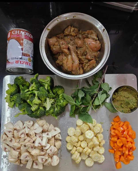 [homemade] chicken thai green curry