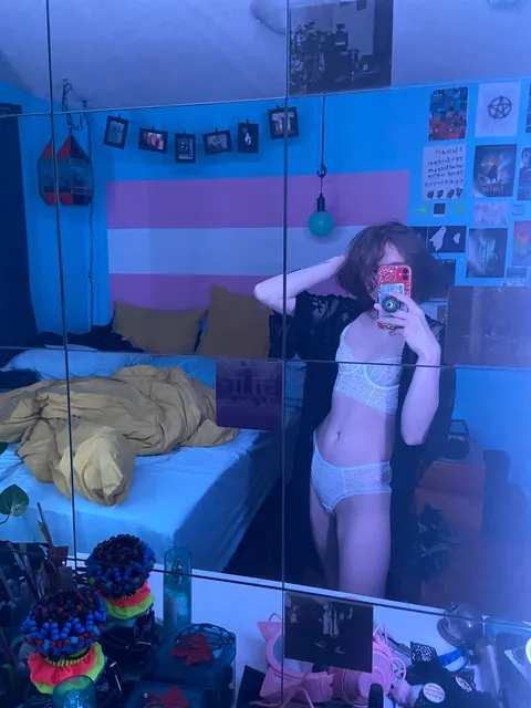would you breed a femboy like me?🍆💦🍑💕