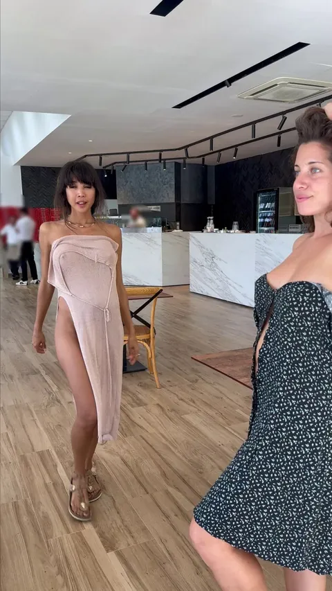 She could not handle that she was the only one to reveal her titties